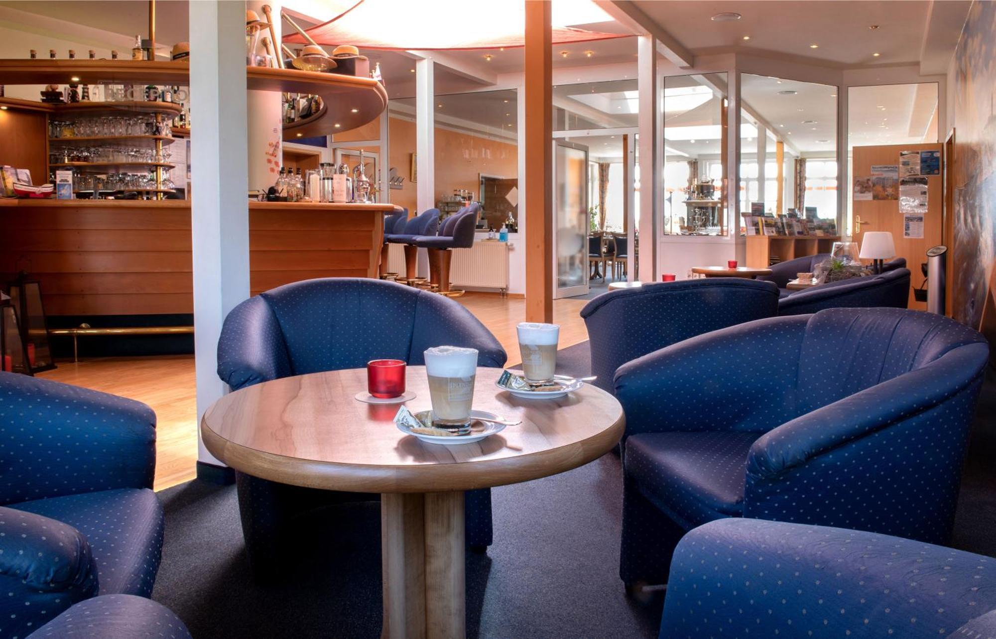 Hotel & Restaurant Zum Kap Arkona Putgarten Екстериор снимка