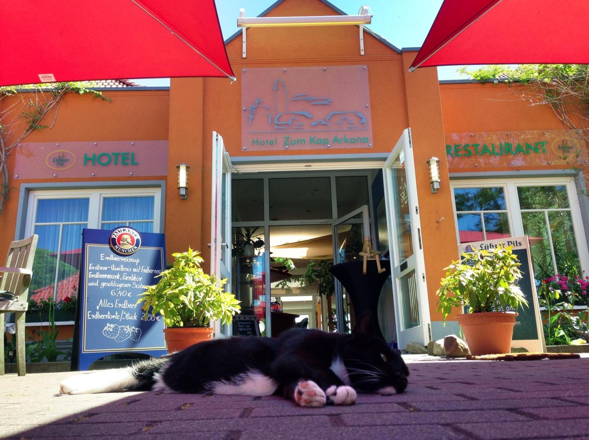 Hotel & Restaurant Zum Kap Arkona Putgarten Екстериор снимка