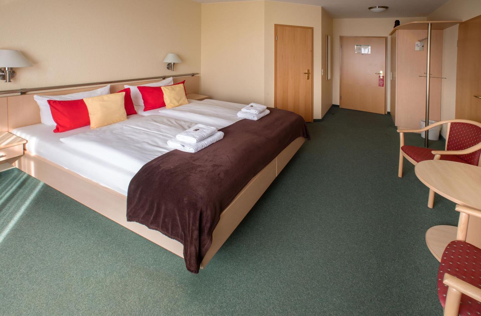 Hotel & Restaurant Zum Kap Arkona Putgarten Екстериор снимка