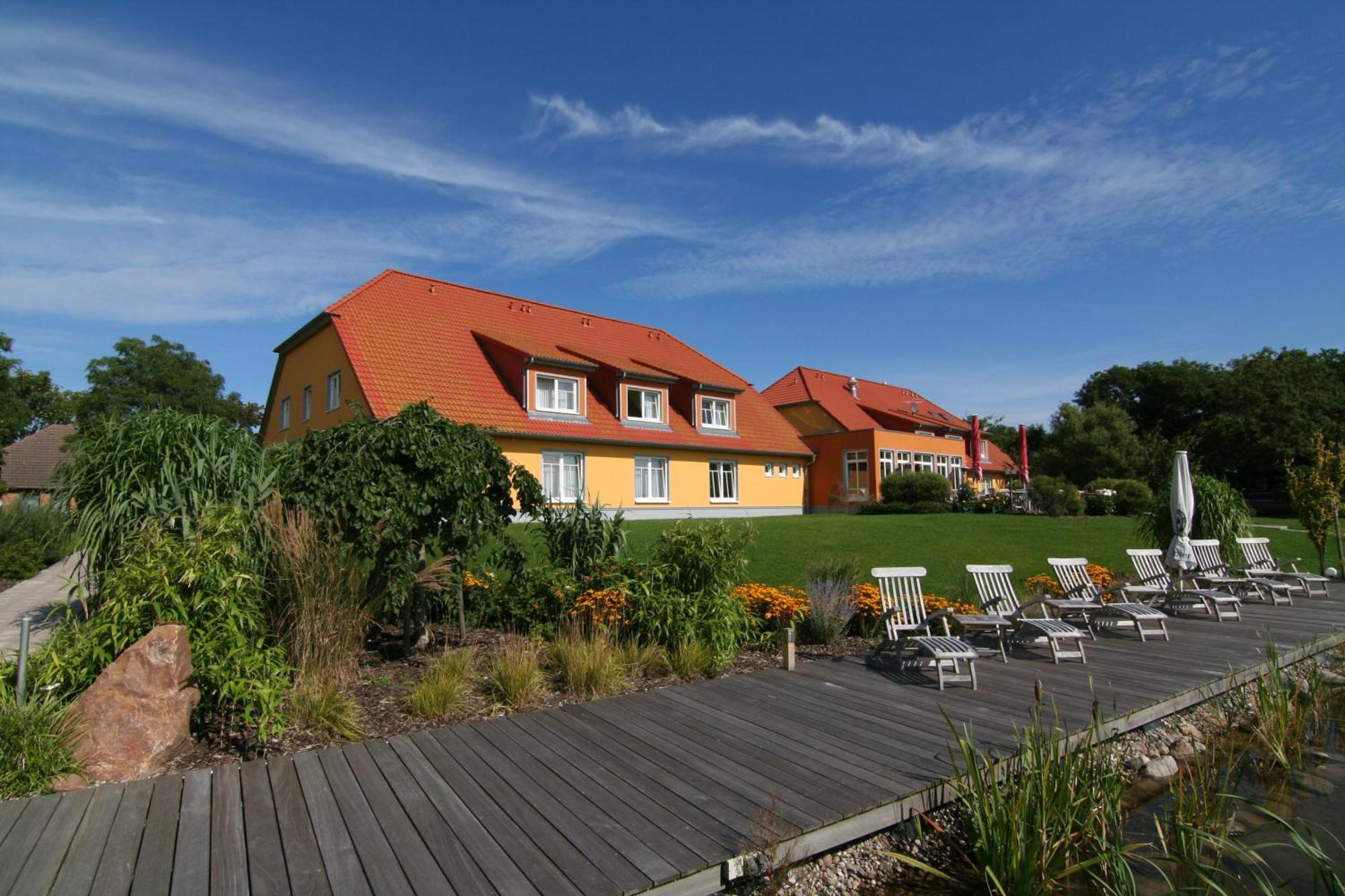 Hotel & Restaurant Zum Kap Arkona Putgarten Екстериор снимка