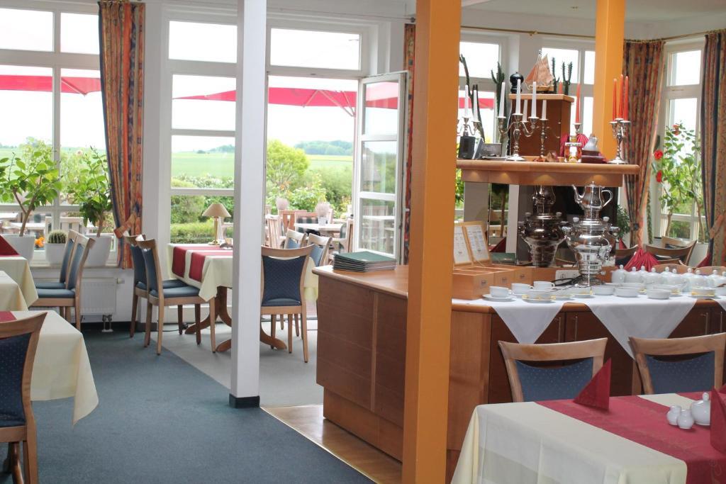 Hotel & Restaurant Zum Kap Arkona Putgarten Екстериор снимка