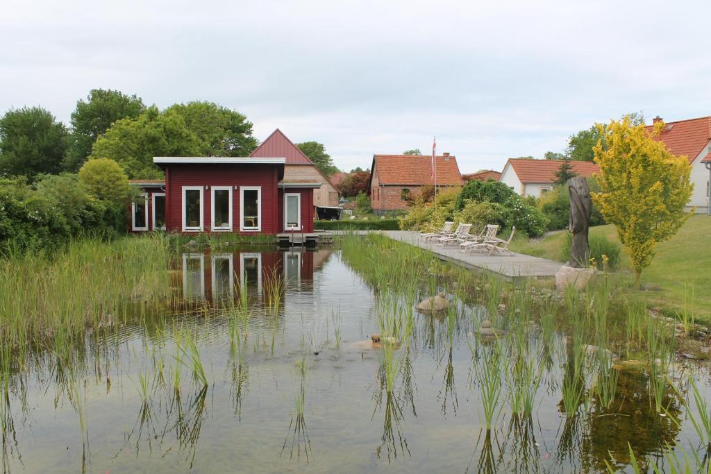 Hotel & Restaurant Zum Kap Arkona Putgarten Екстериор снимка