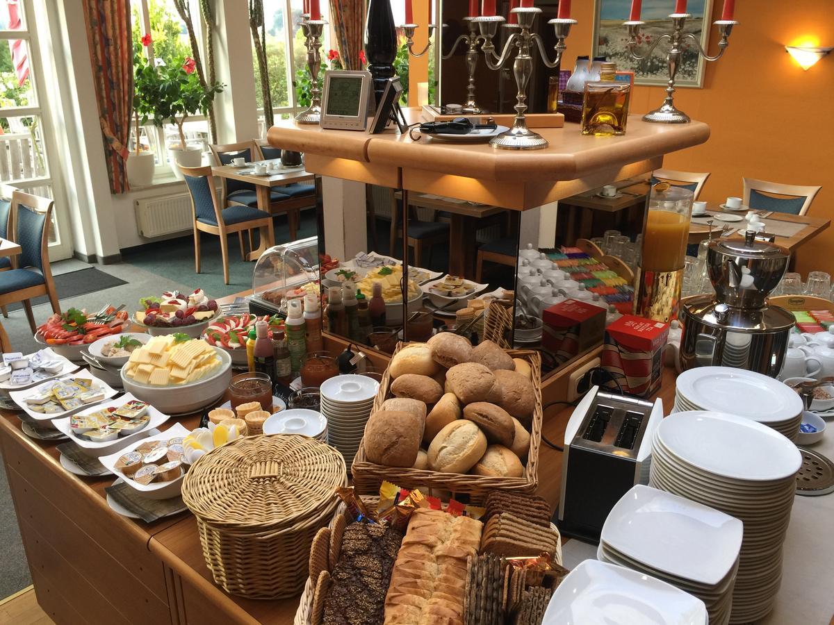 Hotel & Restaurant Zum Kap Arkona Putgarten Екстериор снимка